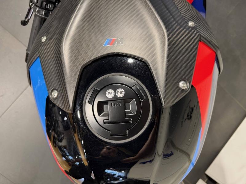 BMW M 1000 RR - photo 11