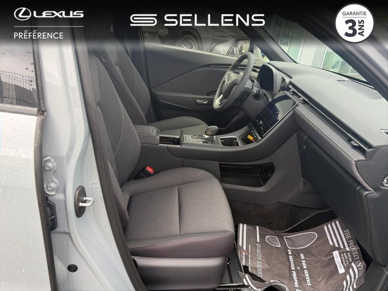 LEXUS LBX 1.5 136ch Business Plus 2WD MY26 - photo 14