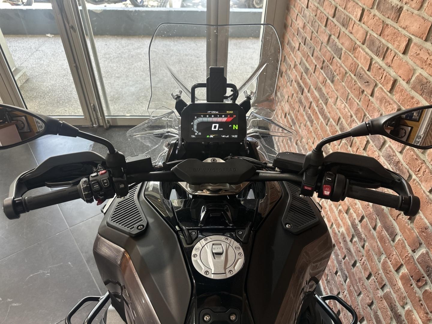 BMW R R 1300 GS Adventure Akrapovic - photo 8