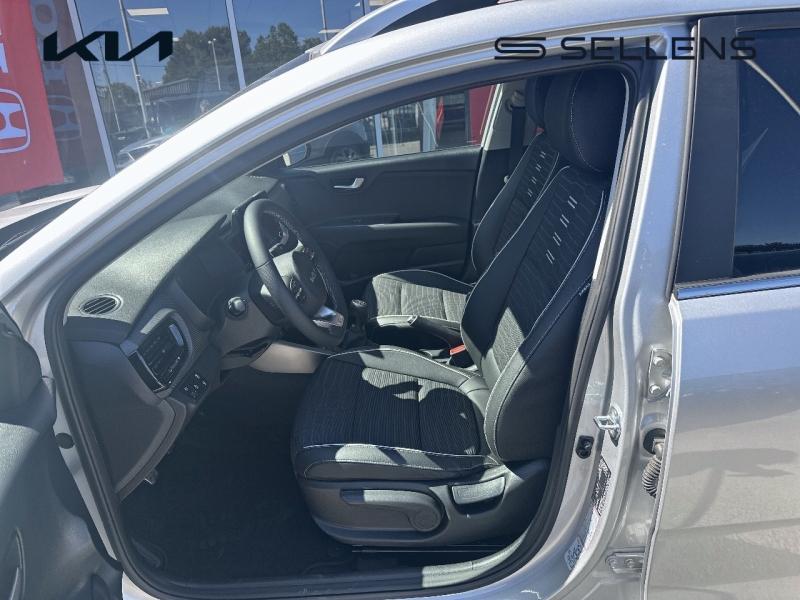 KIA Stonic 1.0 T-GDi 100ch GT Line - photo 8