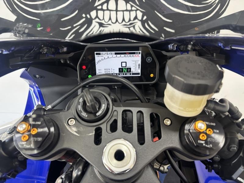 YAMAHA YZF-R YZF-R1 1000 2022 - photo 10