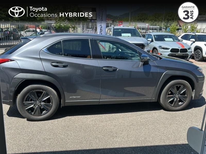 LEXUS UX 250h 4WD Luxe Plus MY22 - photo 17