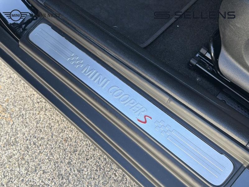 MINI Mini 5 Portes Cooper S 178ch  Edition Premium BVA7 - photo 20