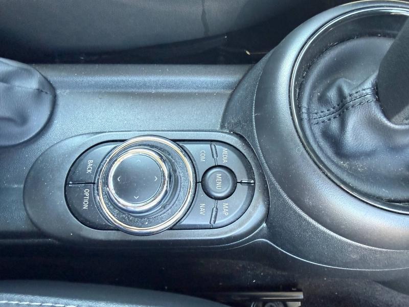MINI Mini Cooper 136ch Edition Premium Plus BVA7 - photo 19