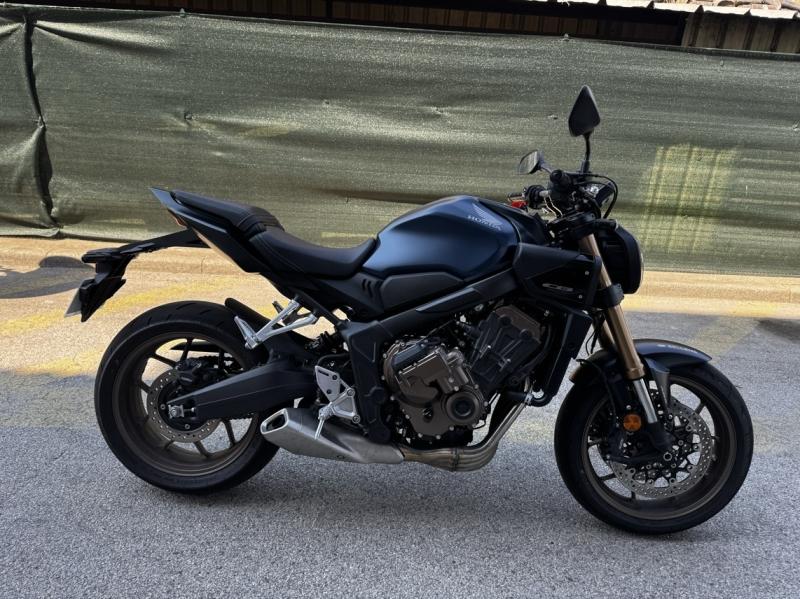 HONDA CB CB 650 R e-Clutch 2026 - photo 6