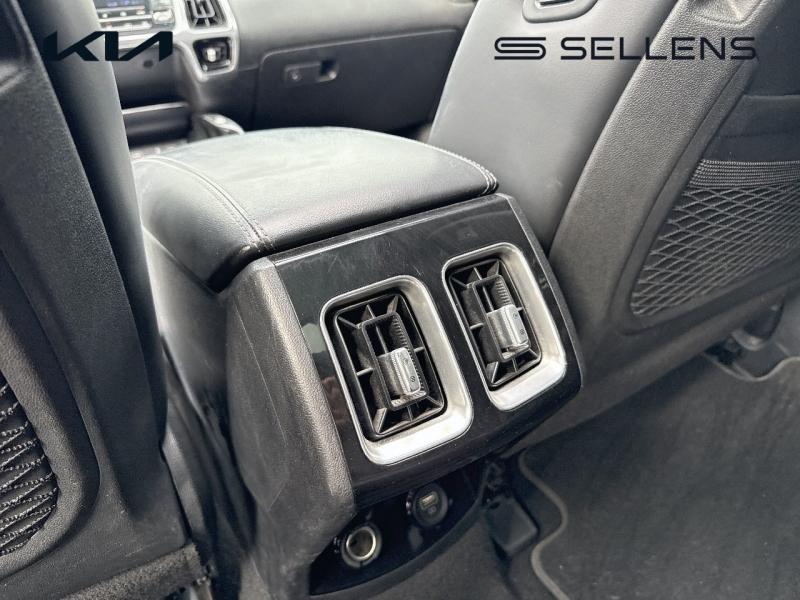 KIA Sorento 1.6 T-GDi 265ch PHEV Premium BVA6 4x4 7 places - photo 12