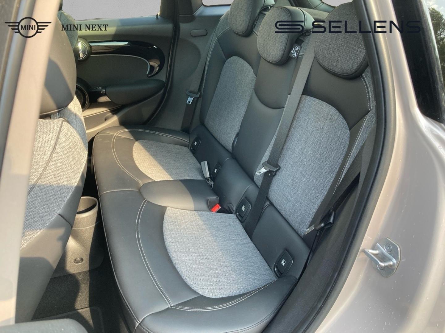 MINI Mini 5 Portes Cooper 136ch Edition Premium Plus BVA7 - photo 12