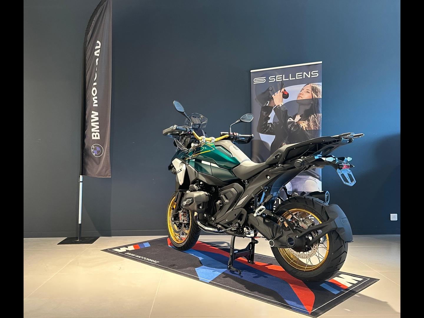 BMW R R 1300 GS - CLEF EN MAIN - photo 5