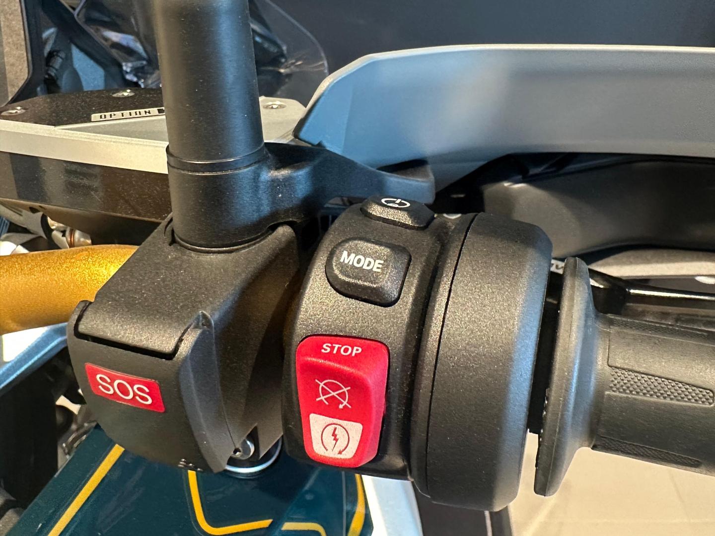 BMW R R 1300 GS - CLEF EN MAIN - photo 10