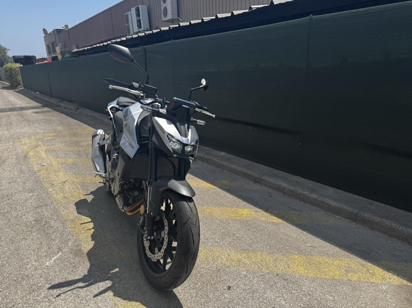 Photo HONDA CB CB 750 Hornet 2025