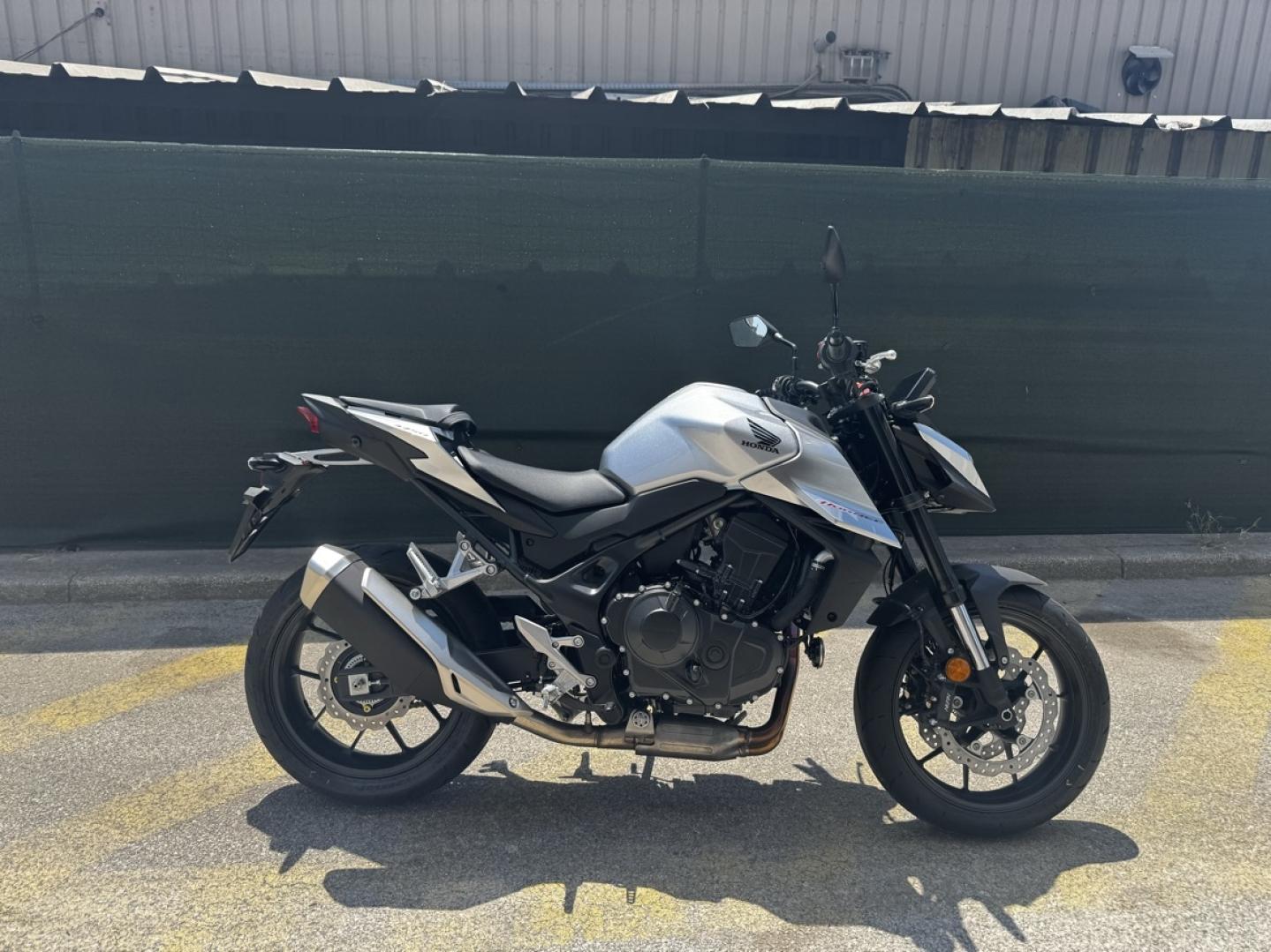 HONDA CB CB 750 Hornet 2025 - photo 15