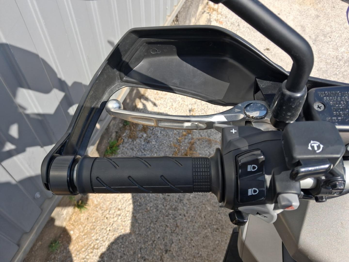 HONDA X-ADV X-ADV 750 DCT ABS Garantie 24 mois - photo 8
