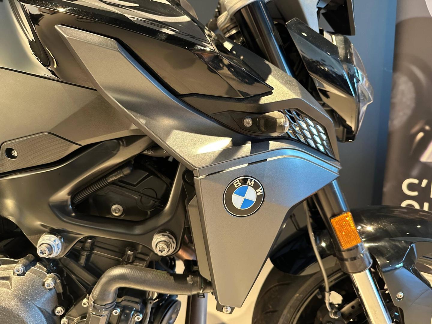BMW F F 900 R 2025 - photo 12