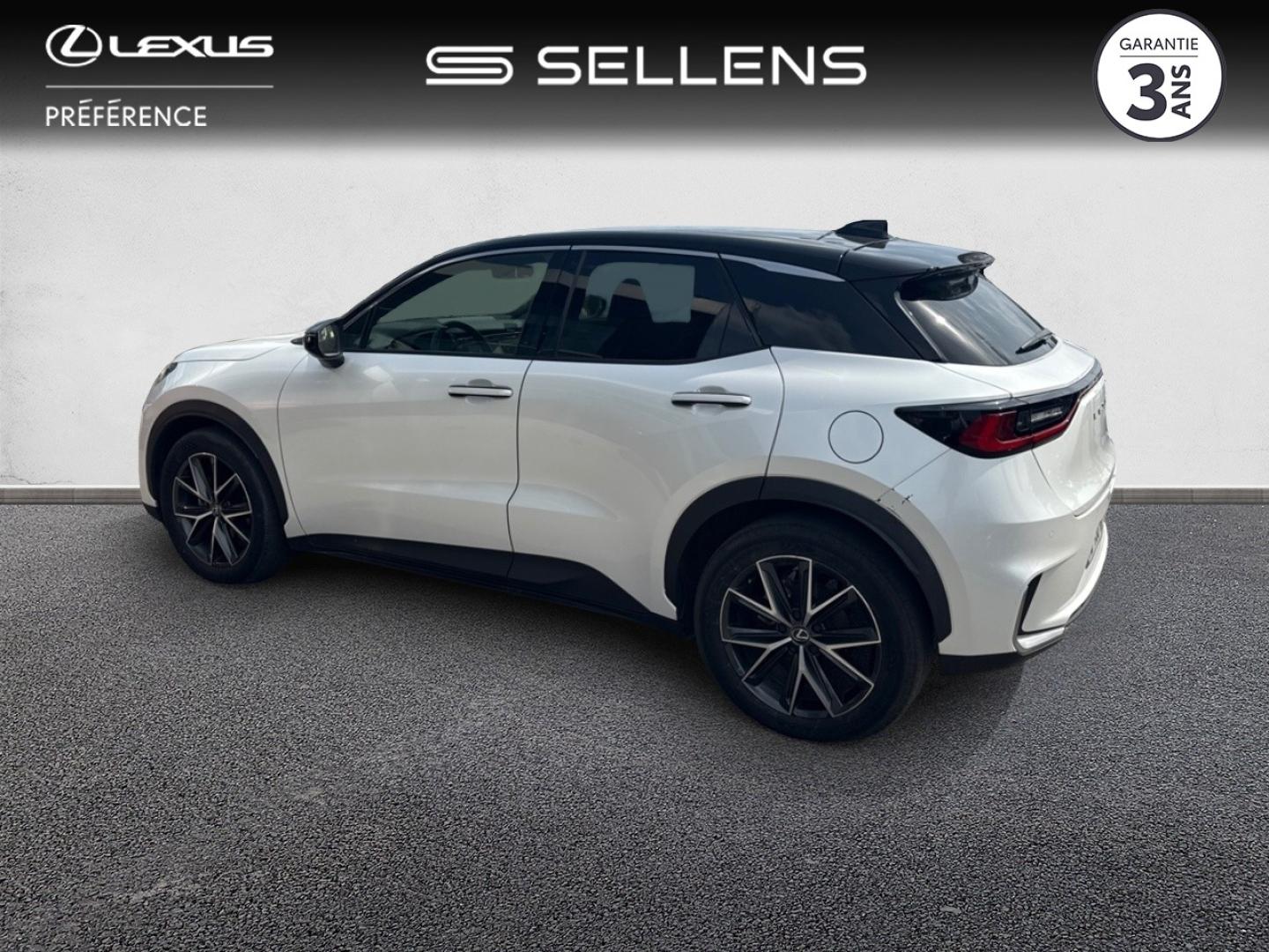 LEXUS LBX 1.5 136ch Emotion 2WD - photo 2
