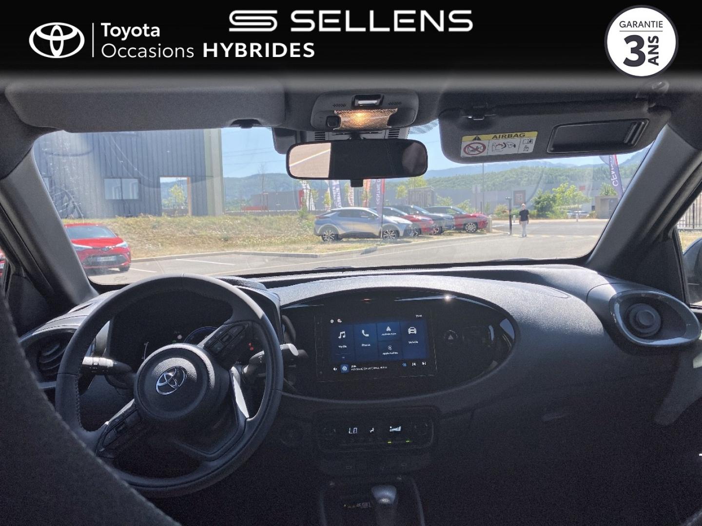 TOYOTA Aygo X 116h Graphic - photo 8