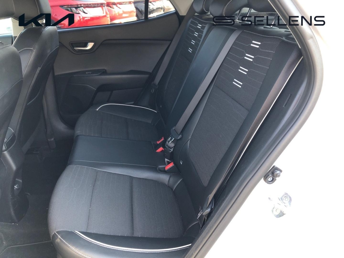 KIA Stonic 1.0 T-GDi 120ch MHEV GT Line DCT7 - photo 9