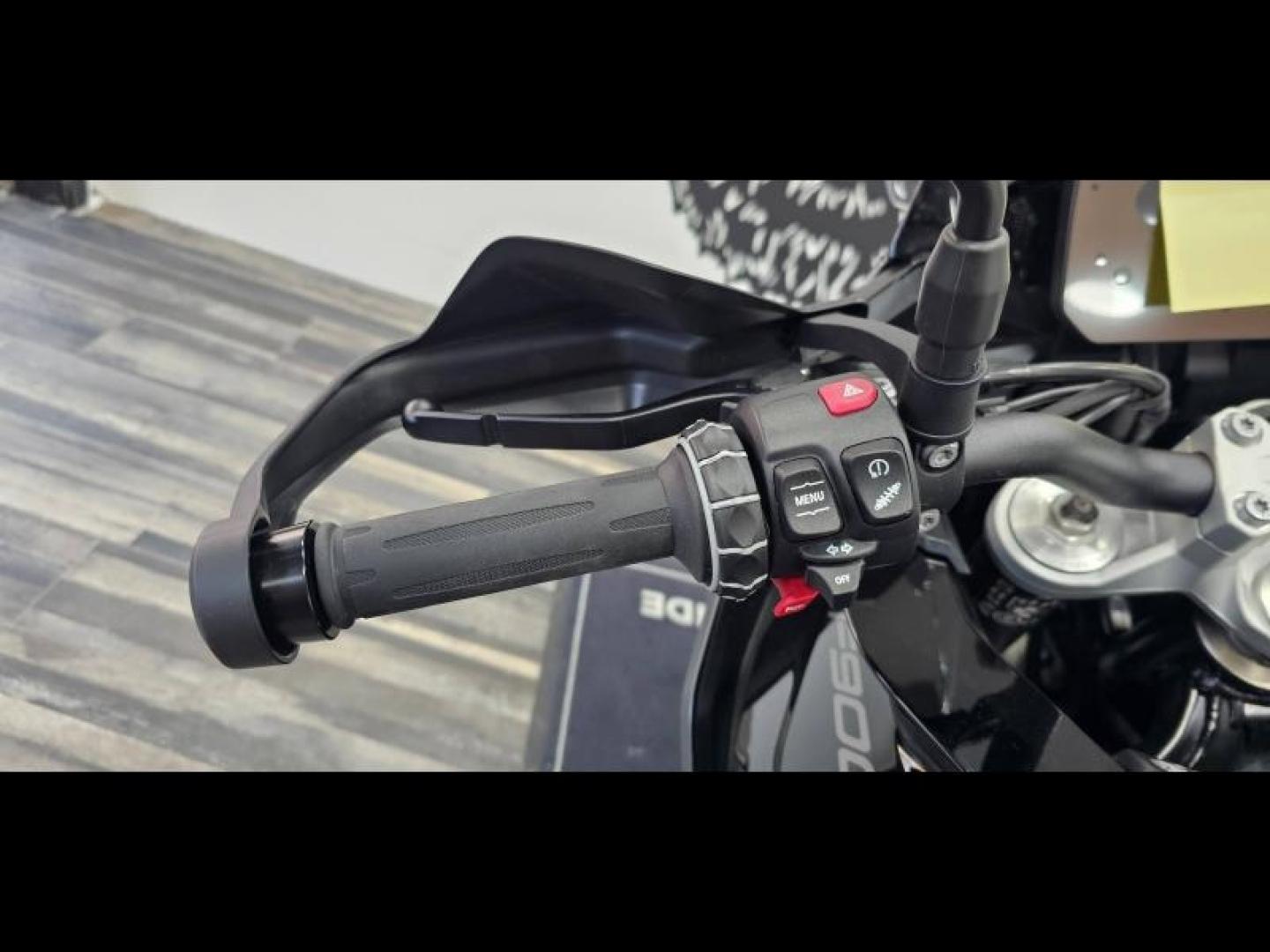 BMW F F 900 XR A2 2025 - photo 9