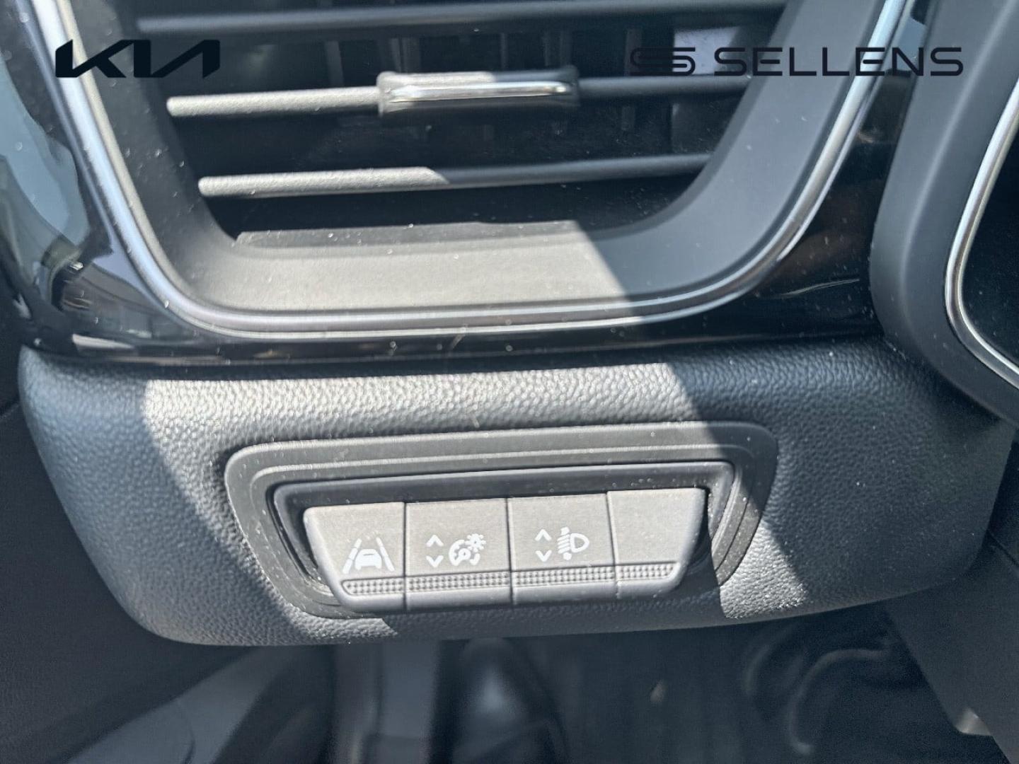 MITSUBISHI ASX 1.6 MPI HEV 143ch Instyle - photo 19