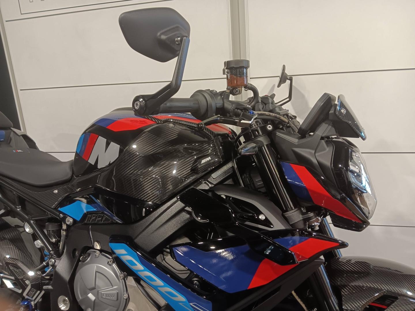 BMW M 1000 R - photo 9