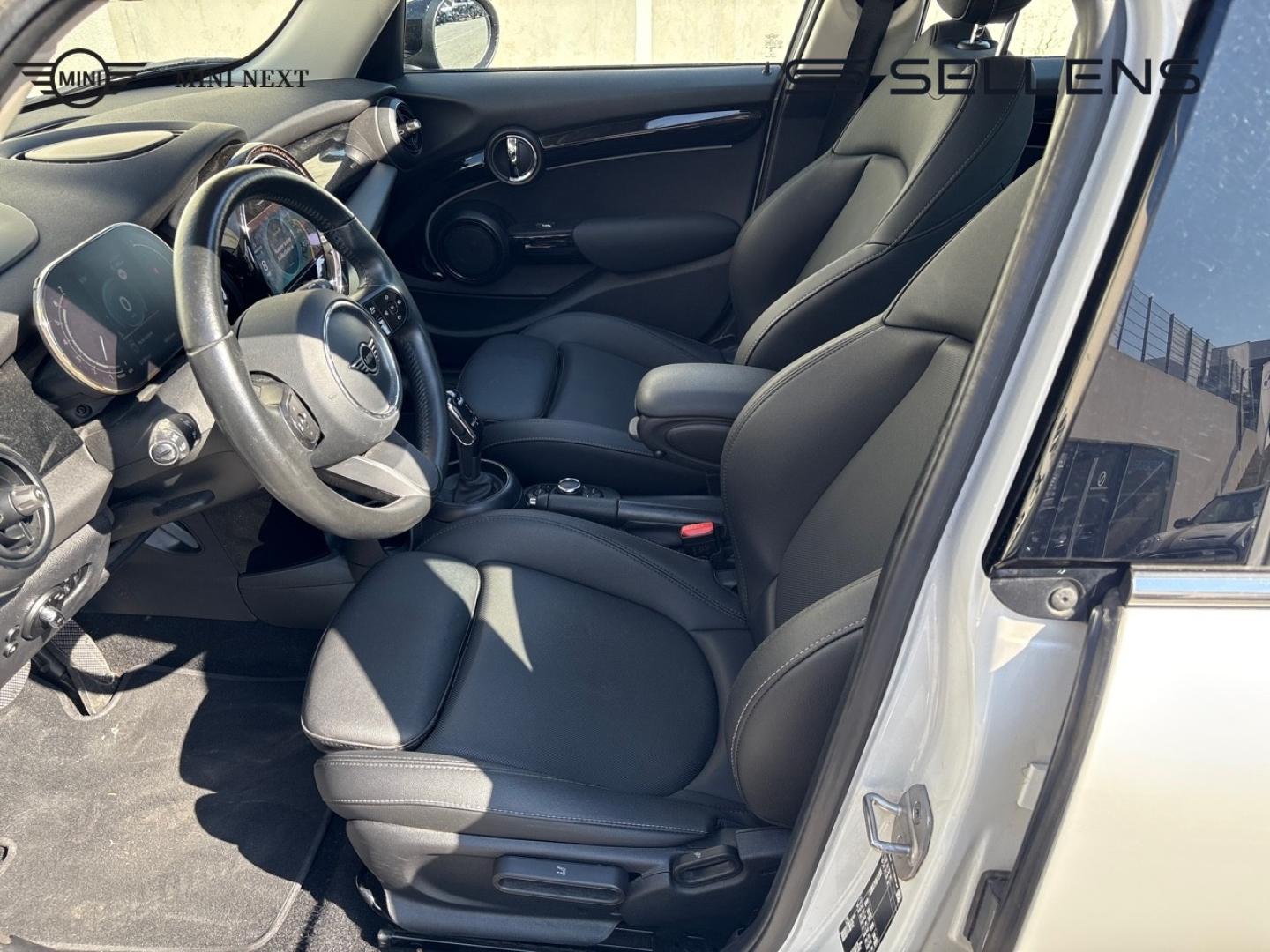 MINI Mini 5 Portes Cooper 136ch Edition Premium Plus BVA7 - photo 4