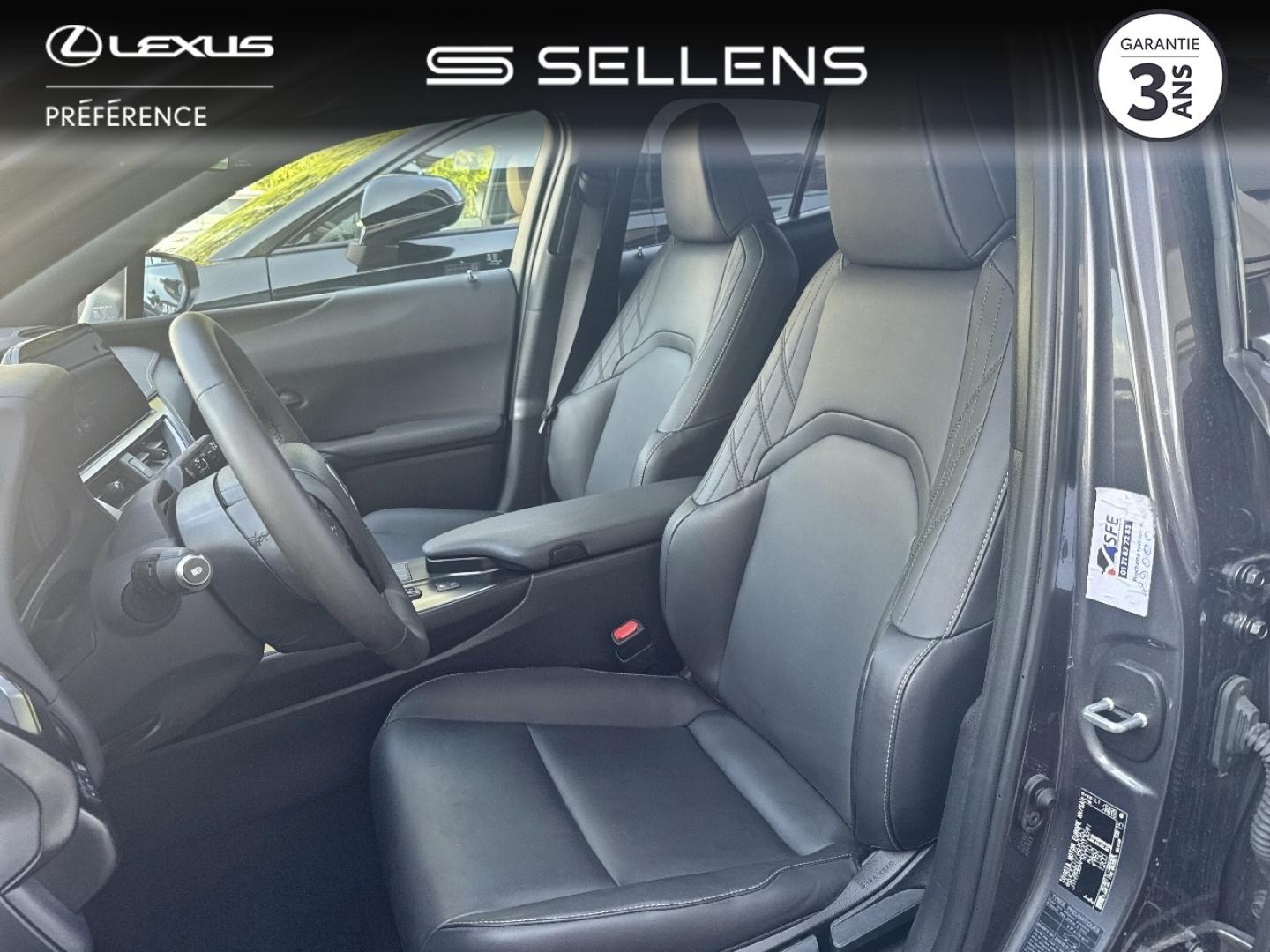 LEXUS UX 300h F SPORT Design 2WD MC25 - photo 11