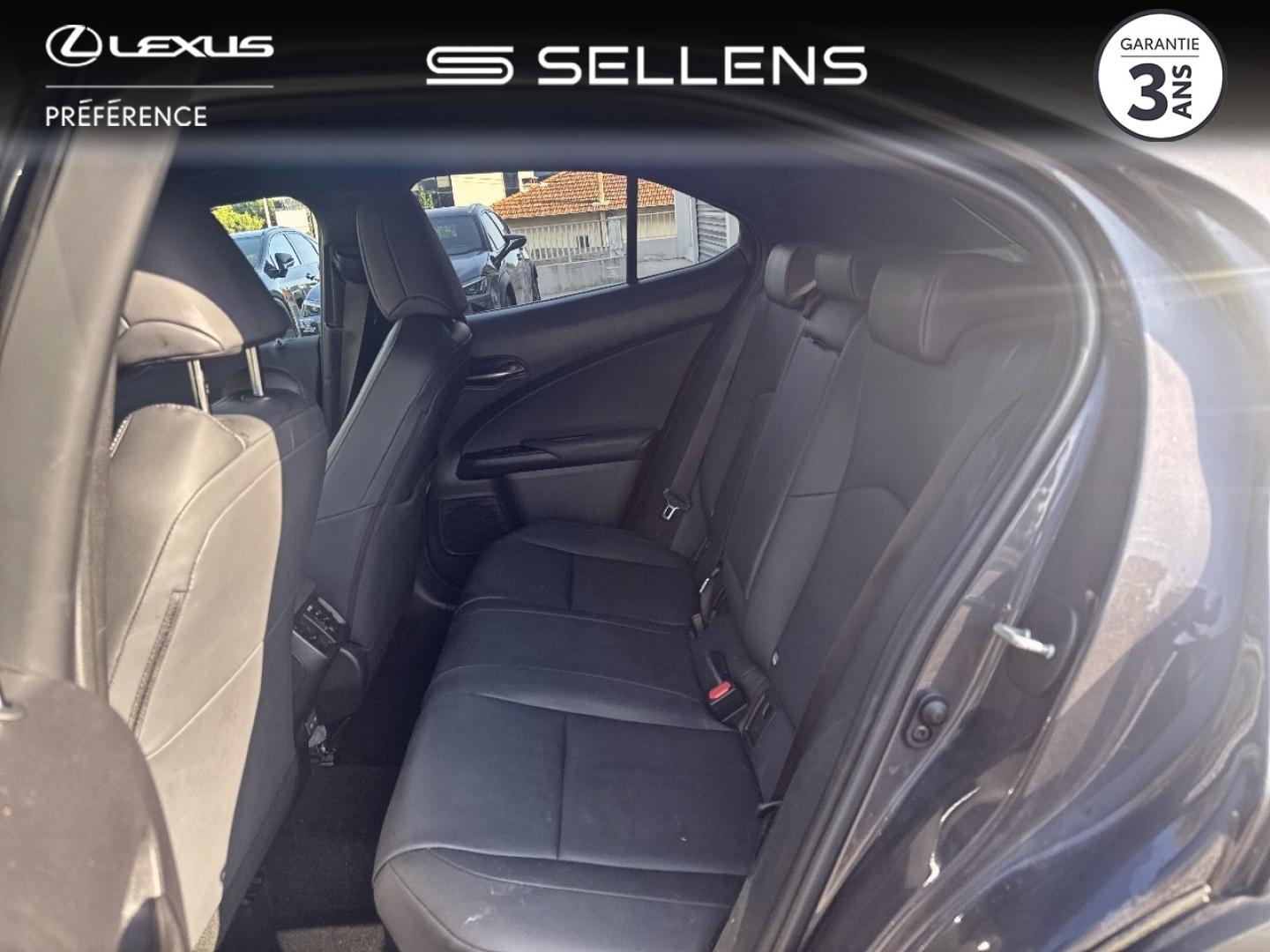 LEXUS UX 300h F SPORT Design 2WD MC25 - photo 12