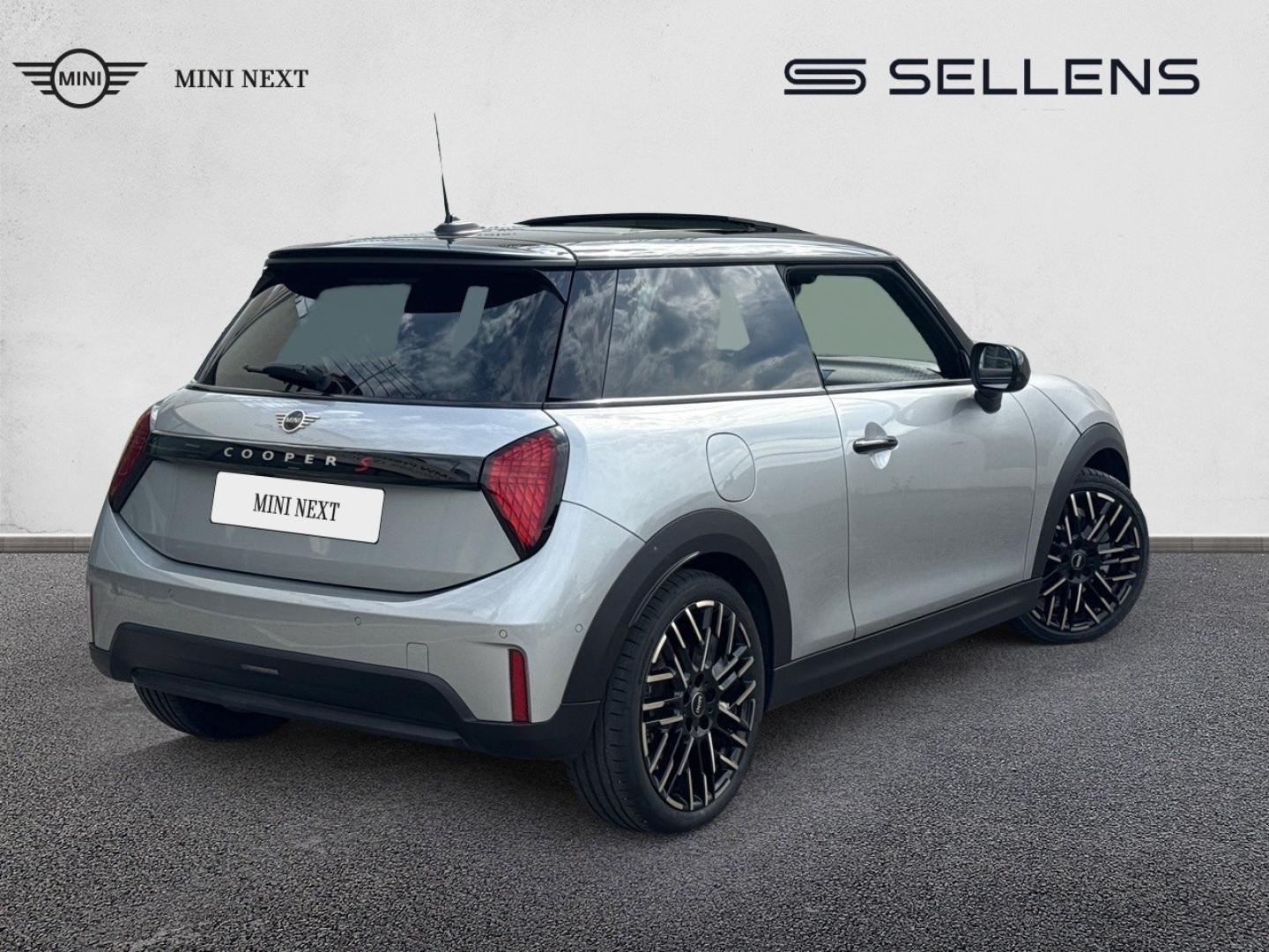 MINI Cooper 3 Portes S 204ch Favoured DKG7 - photo 2