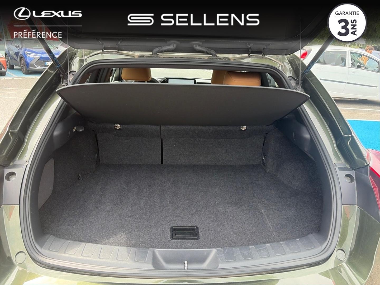 LEXUS UX 300h Luxe 2WD MC25 - photo 16