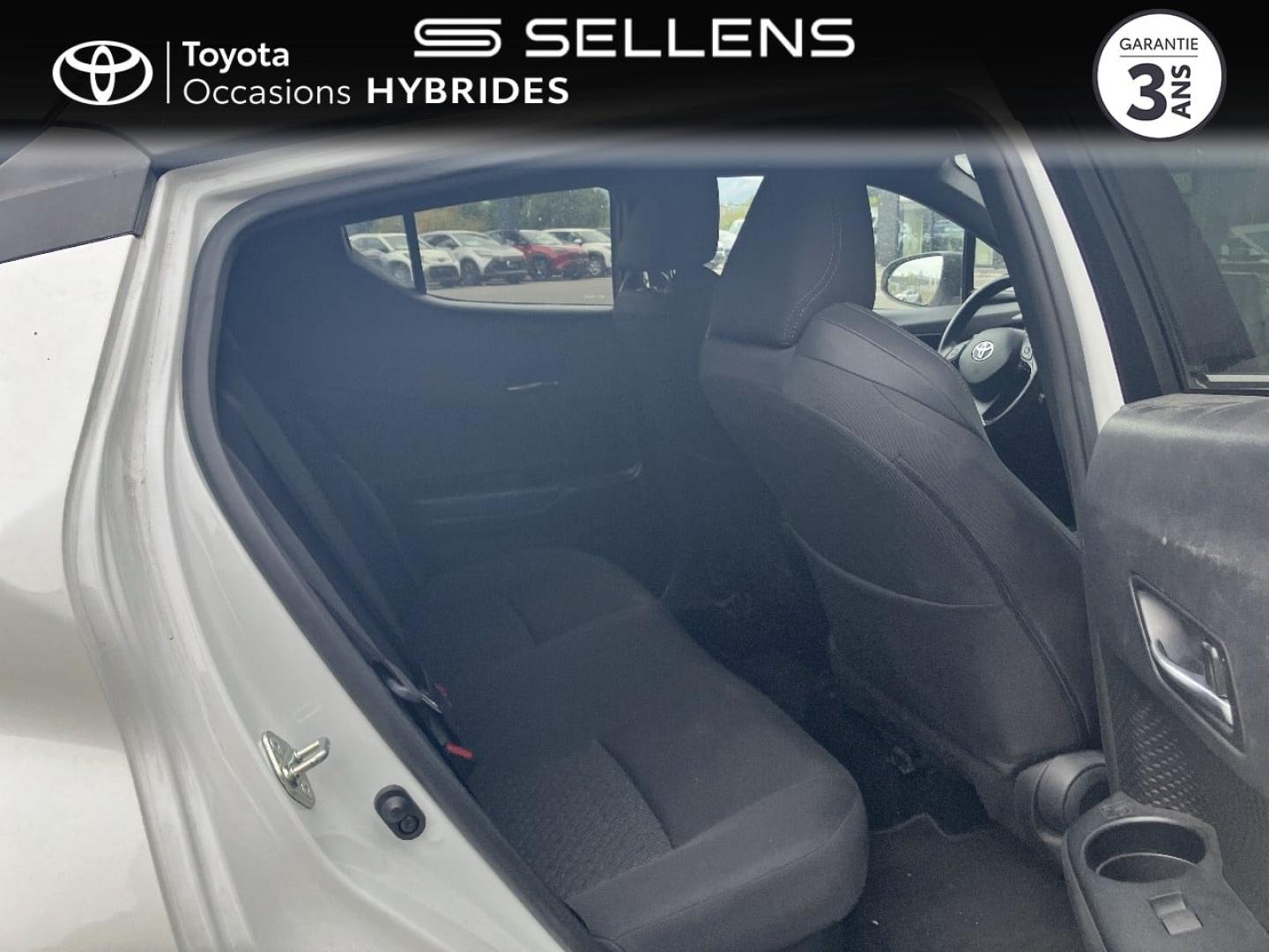 TOYOTA C-HR 2.0 Hybride 184ch Design Ultimate E-CVT - photo 7
