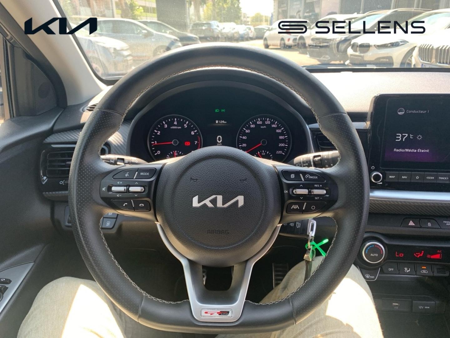 KIA Stonic 1.0 T-GDi 100ch GT Line - photo 18