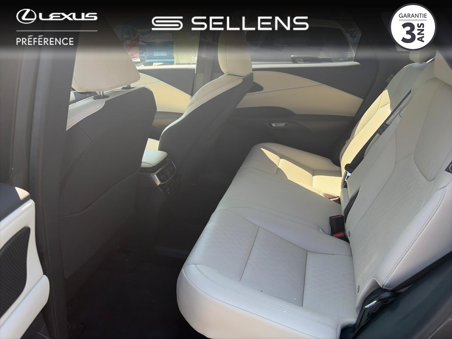 LEXUS RX 450h+ Luxe 4WD MY25 - photo 4