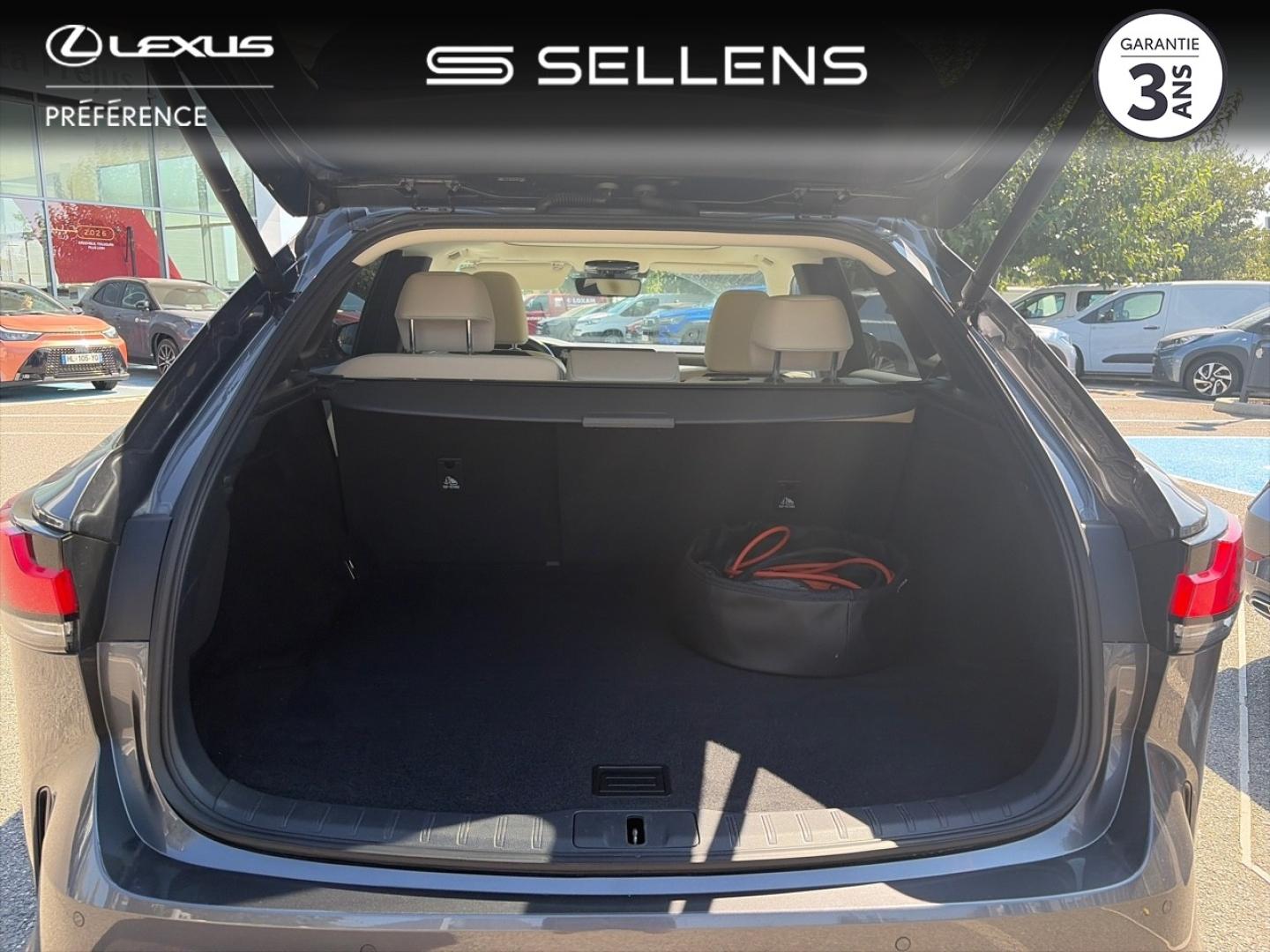 LEXUS RX 450h+ Luxe 4WD MY25 - photo 16