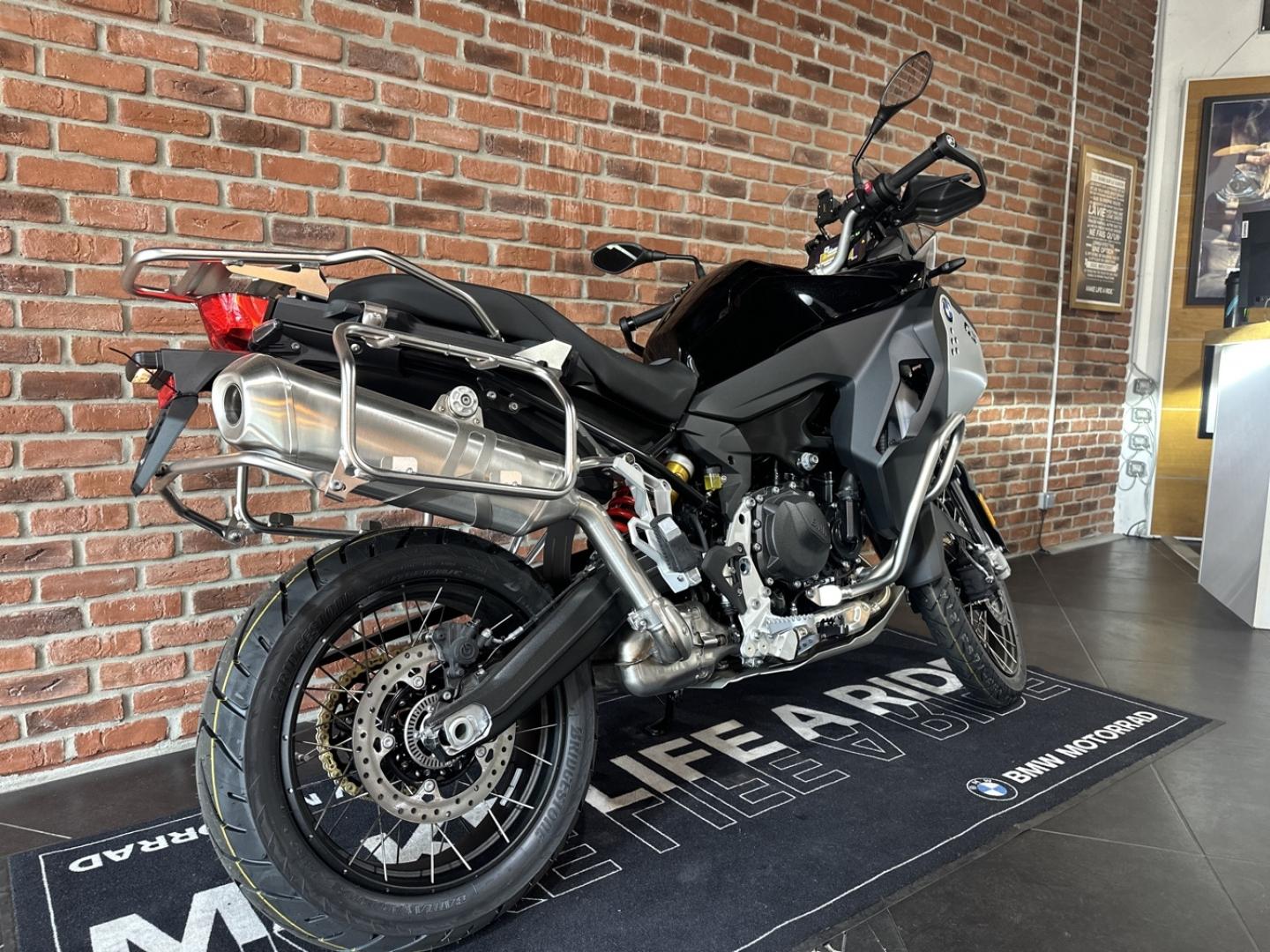BMW F F 900 GS Adventure - photo 3