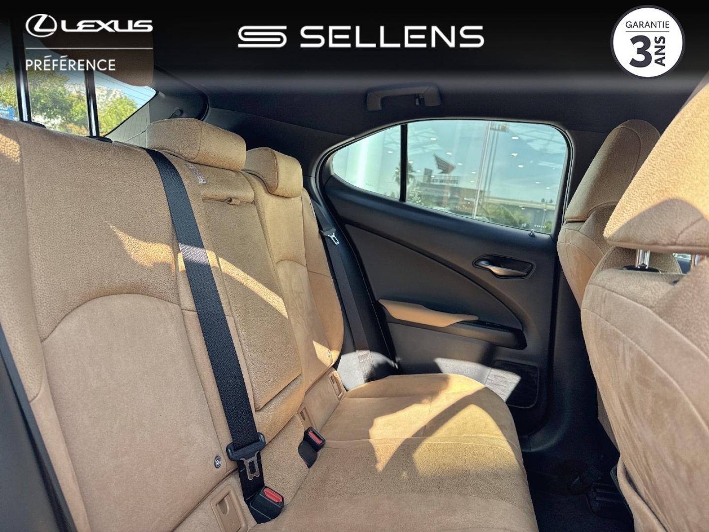LEXUS UX 250h Pack 2WD - photo 7
