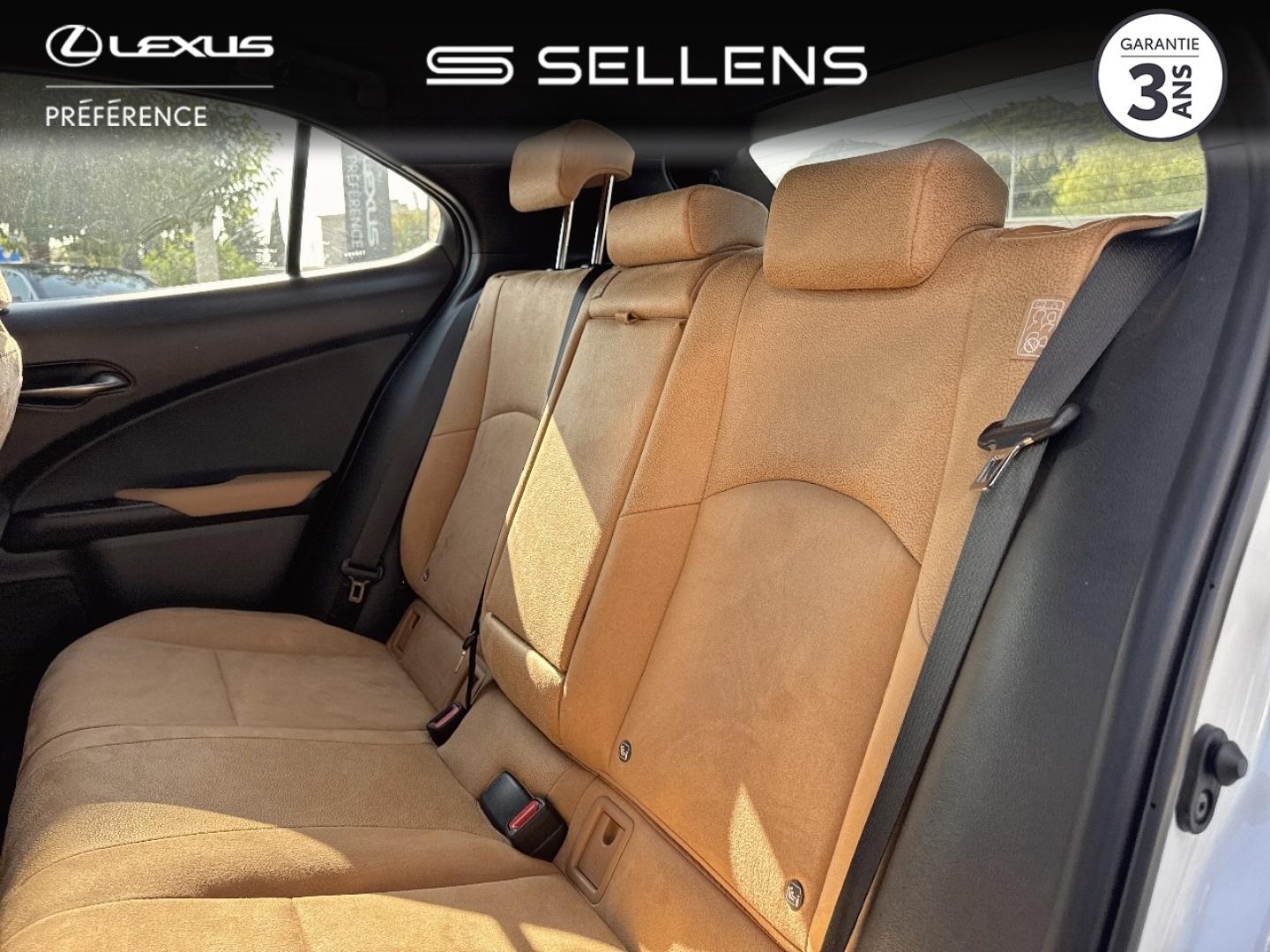 LEXUS UX 250h Pack 2WD - photo 12