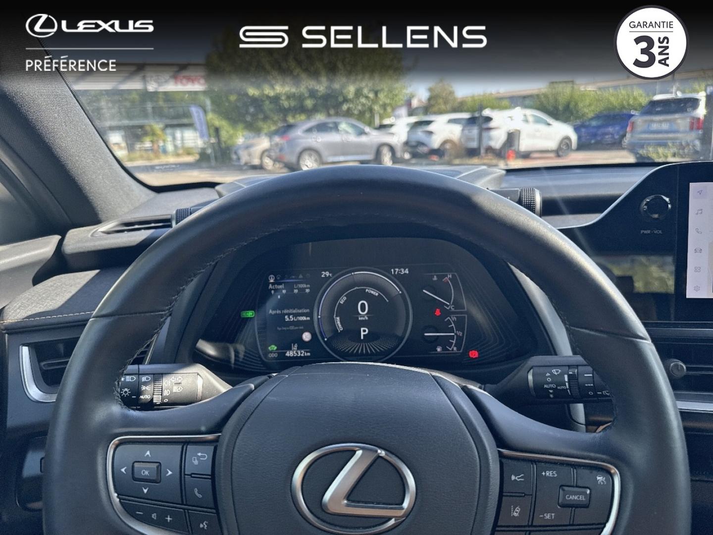 LEXUS UX 250h Pack 2WD - photo 13