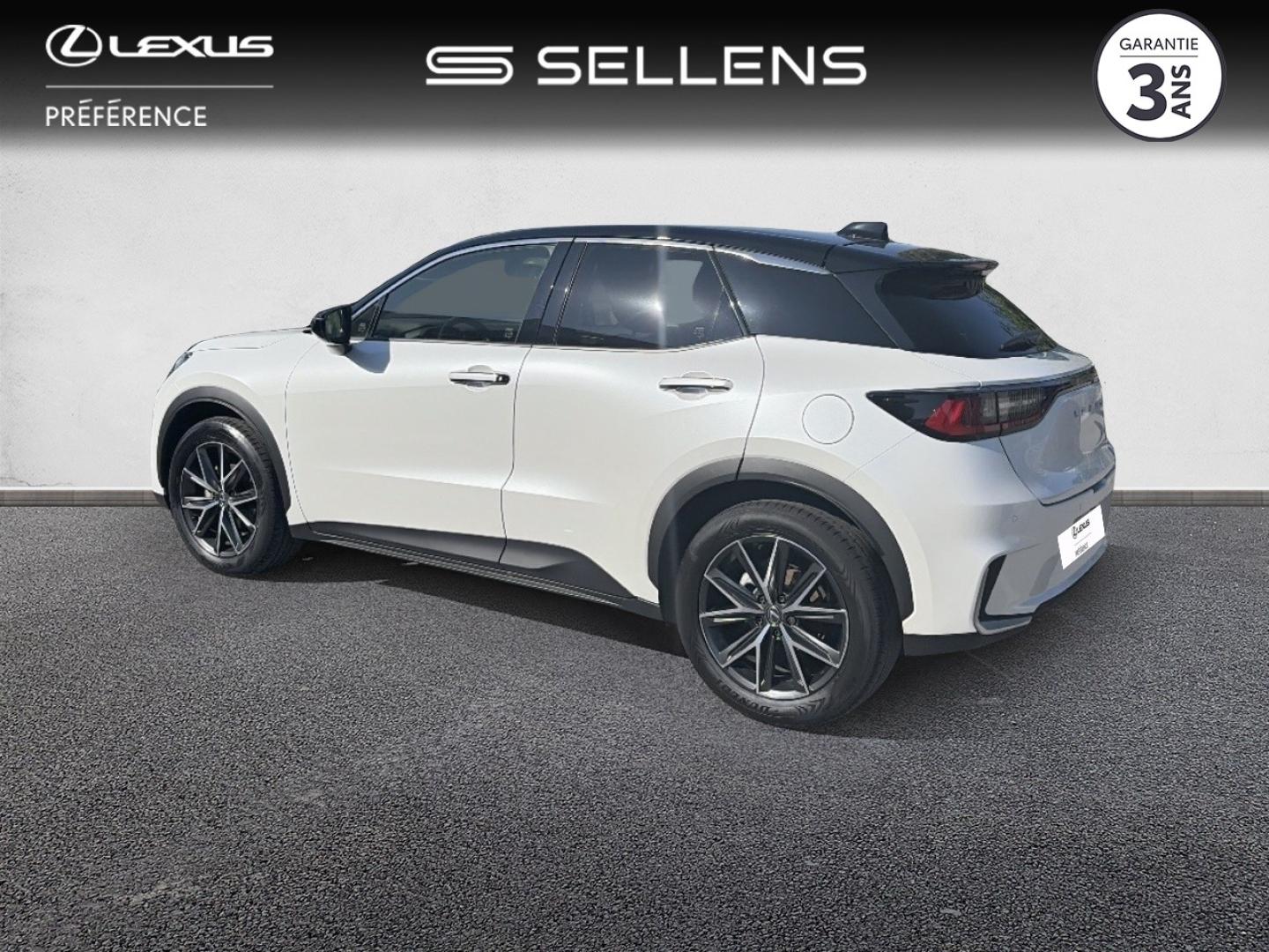 LEXUS LBX 1.5 136ch Emotion 2WD - photo 2