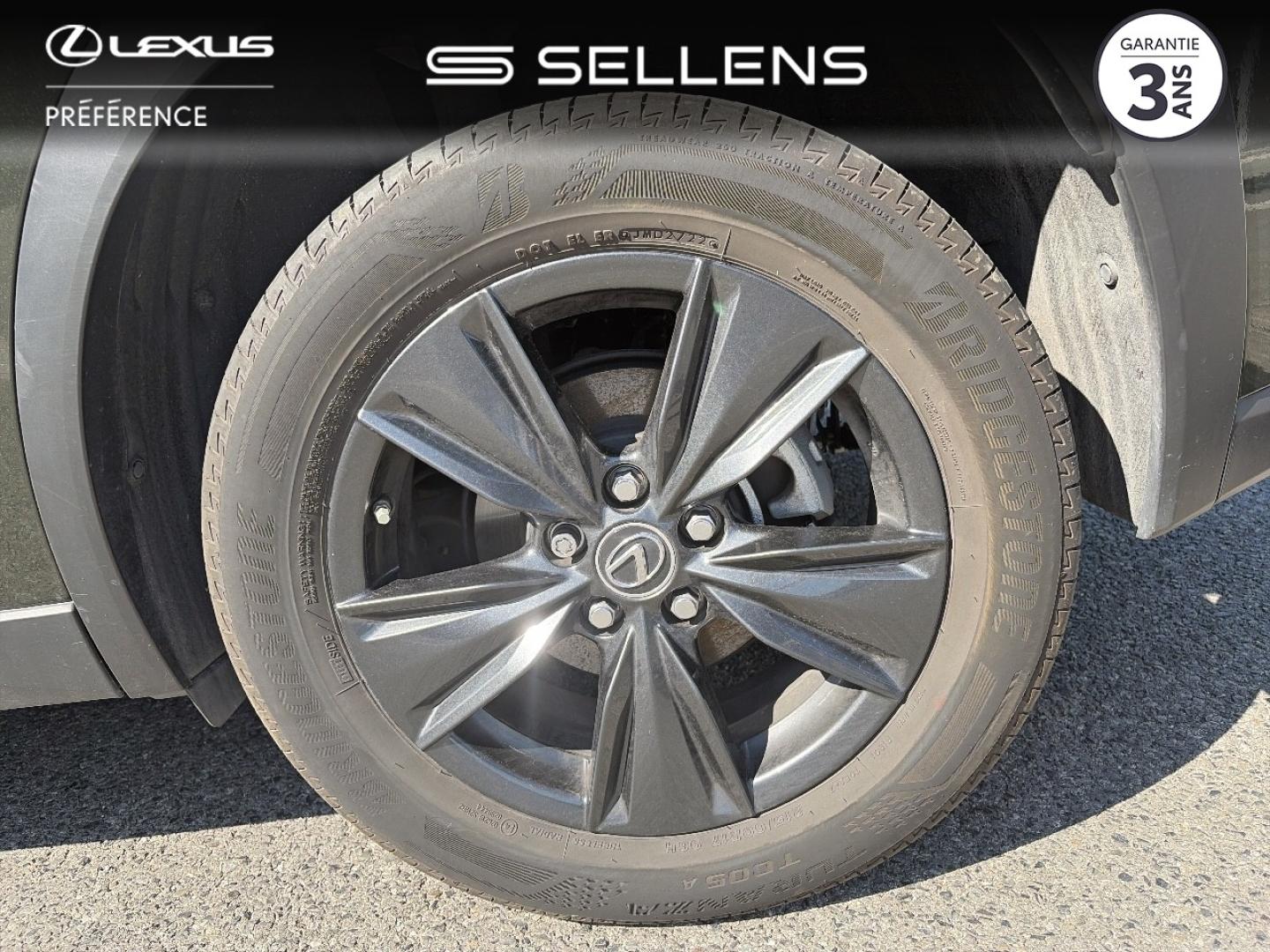 LEXUS UX 250h 2WD Luxe Plus MY22 - photo 8