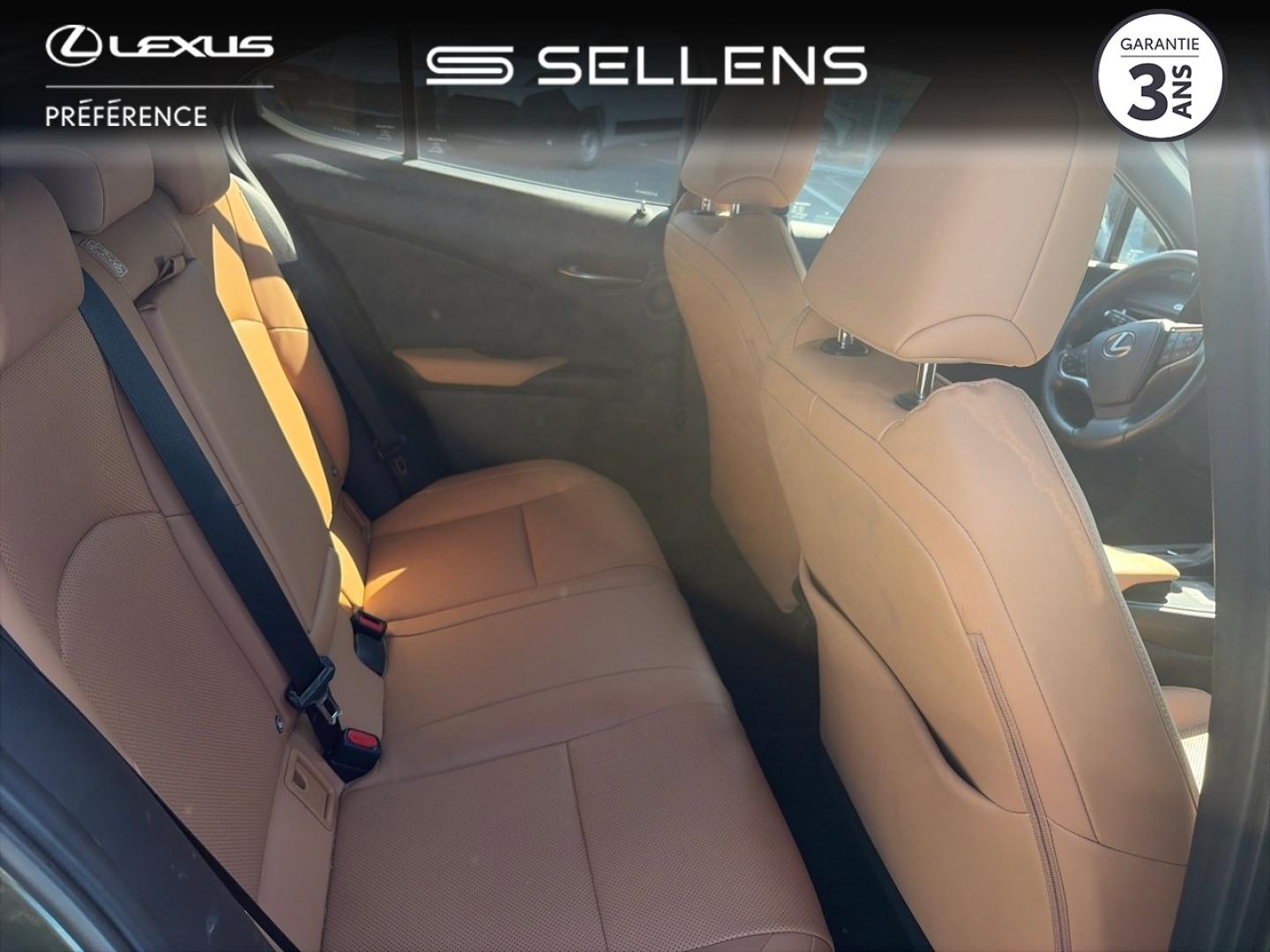LEXUS UX 250h 2WD Luxe Plus MY22 - photo 13