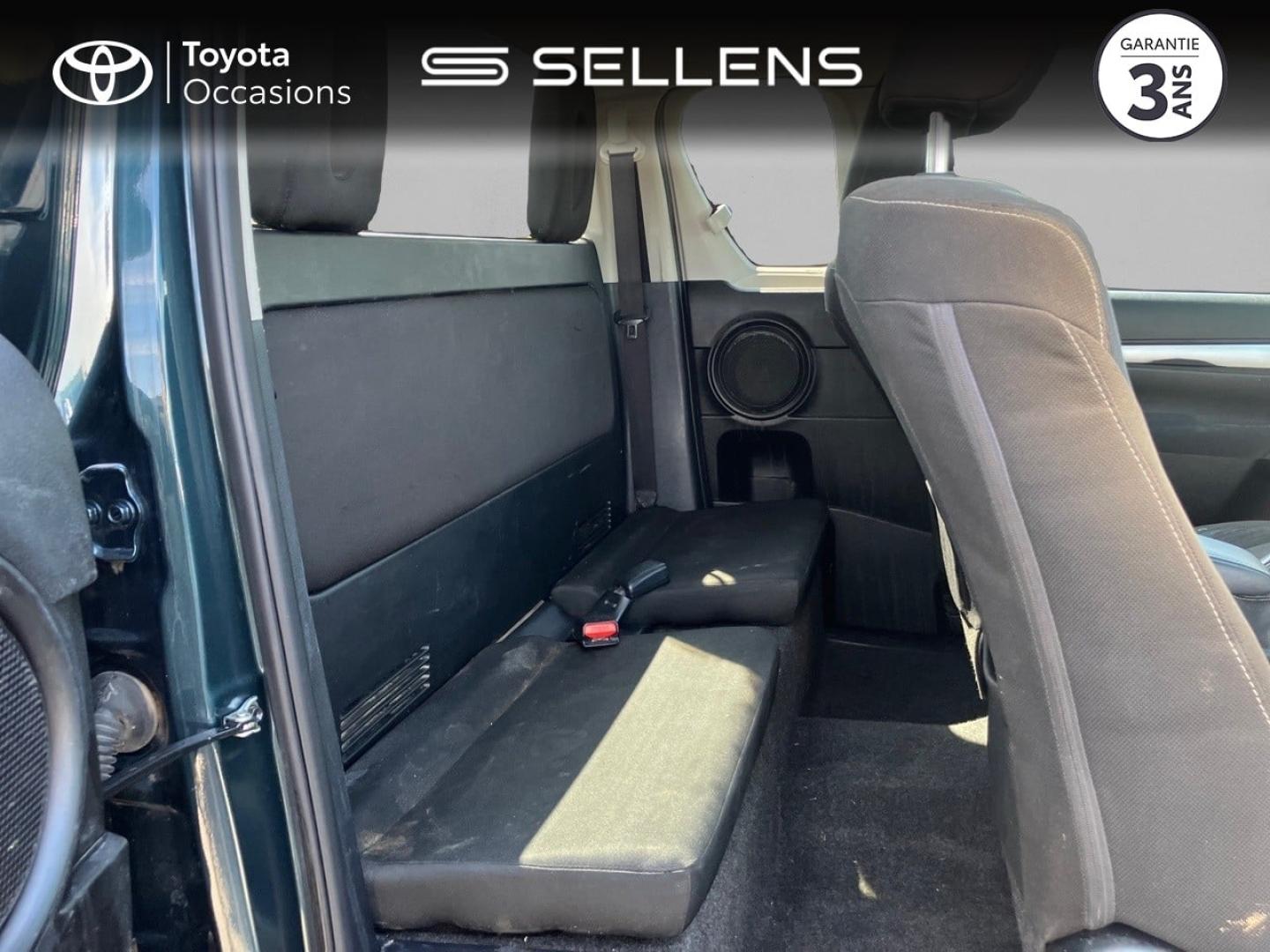 TOYOTA Hilux 2.4 D-4D 150ch X-Tra Cabine Légende 4WD RC23 - photo 7