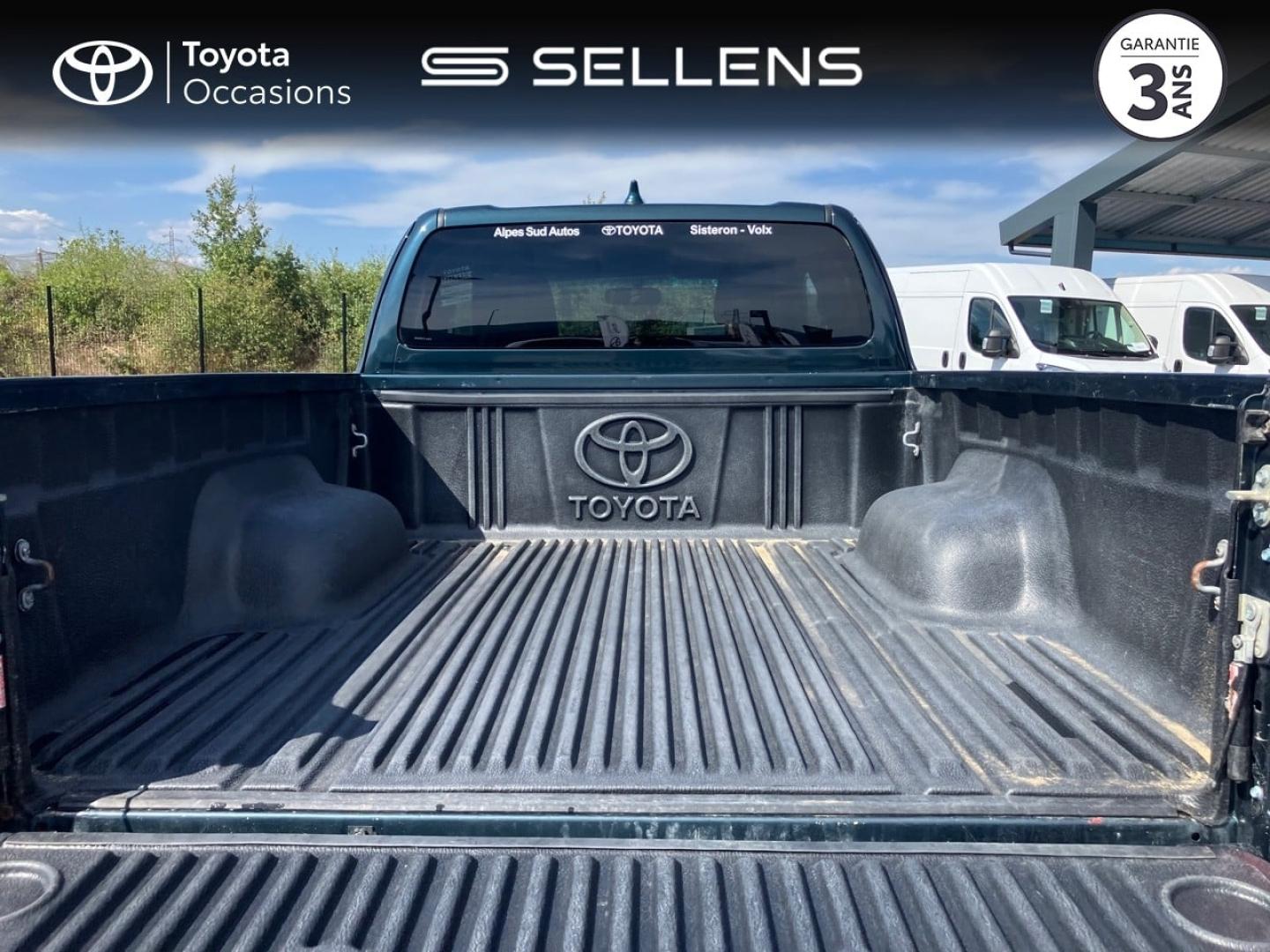 TOYOTA Hilux 2.4 D-4D 150ch X-Tra Cabine Légende 4WD RC23 - photo 10
