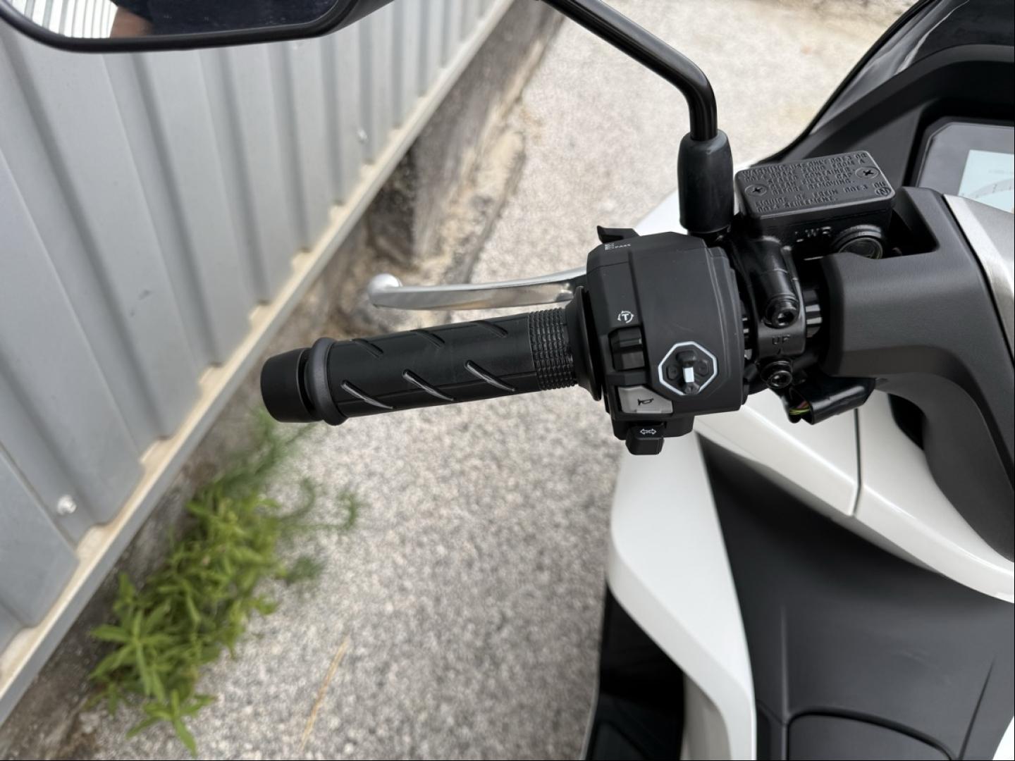 HONDA PCX PCX 125 DX 123kms Garantie 07/2032 A partir de 87€/mois - photo 9