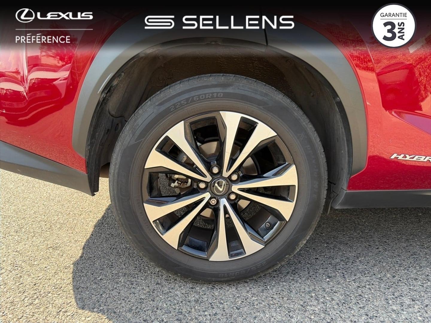 LEXUS NX 300h 2WD F SPORT MM19 - photo 16