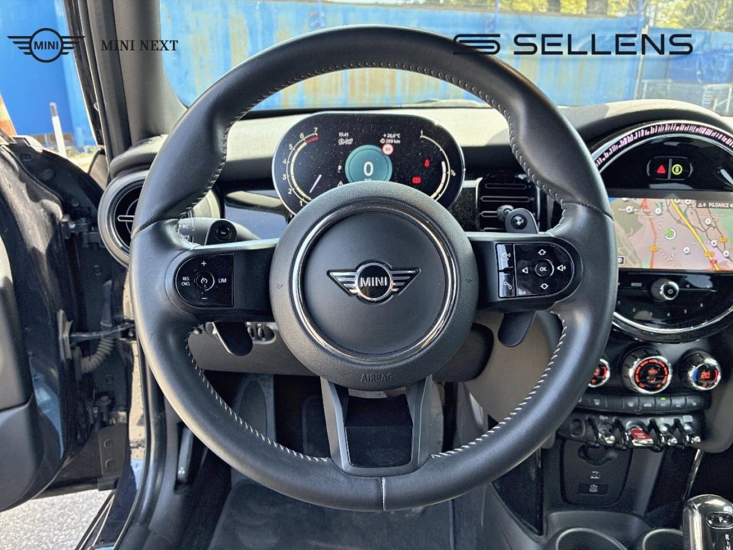 MINI Mini 5 Portes Cooper S 178ch  Edition Premium BVA7 - photo 6