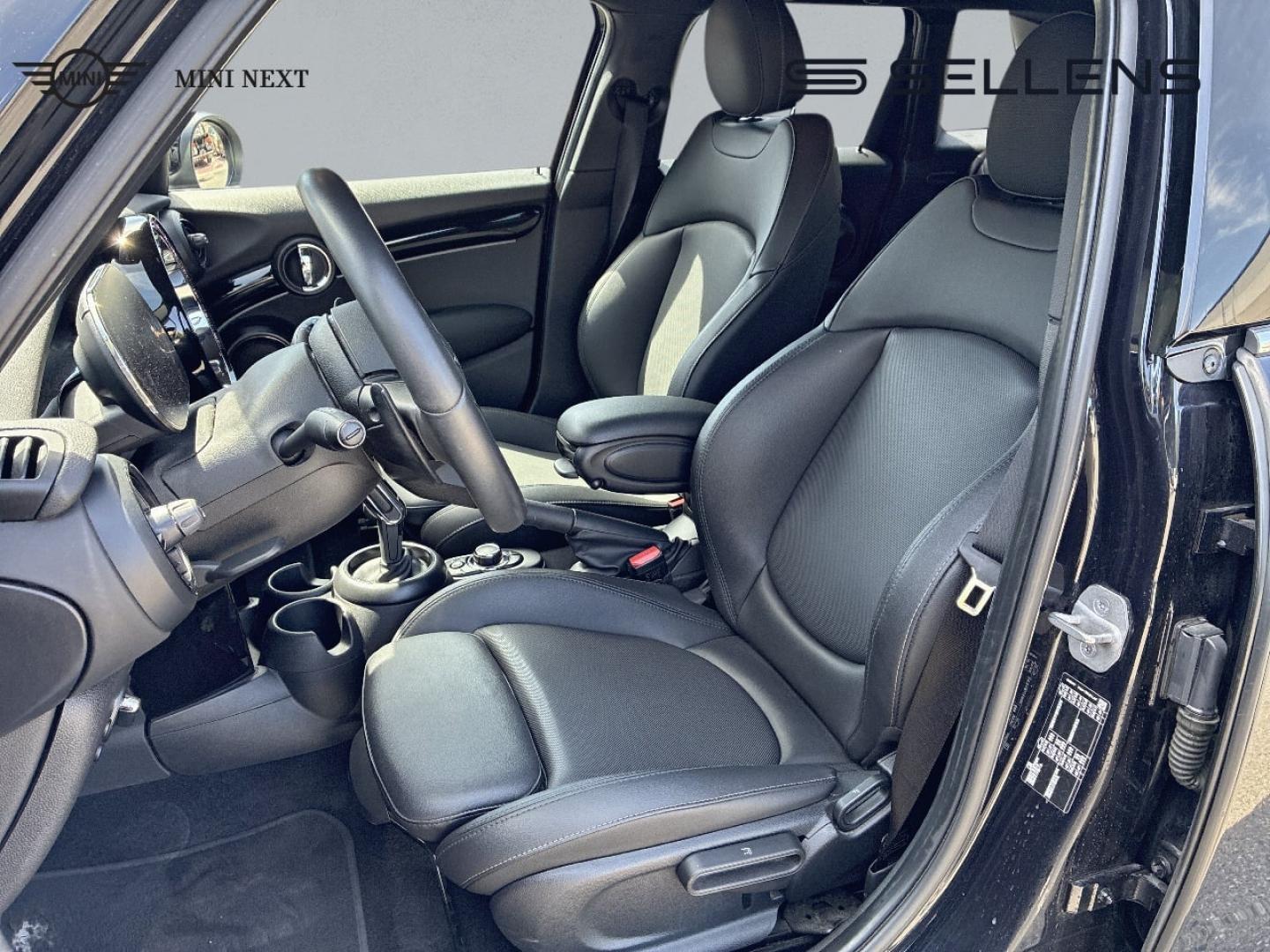 MINI Mini 5 Portes Cooper S 178ch  Edition Premium BVA7 - photo 9