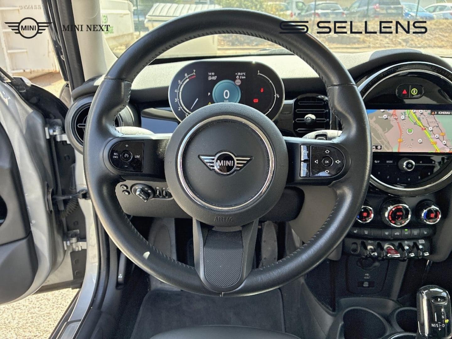 MINI Mini 5 Portes Cooper 136ch Edition Premium BVA7 - photo 6