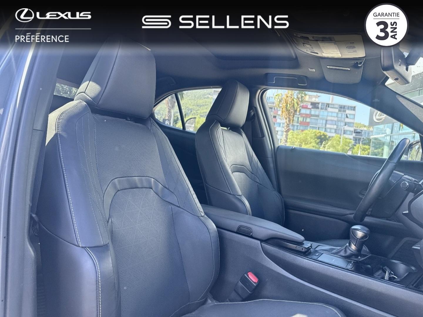 LEXUS UX 250h 4WD Luxe MY19 - photo 6