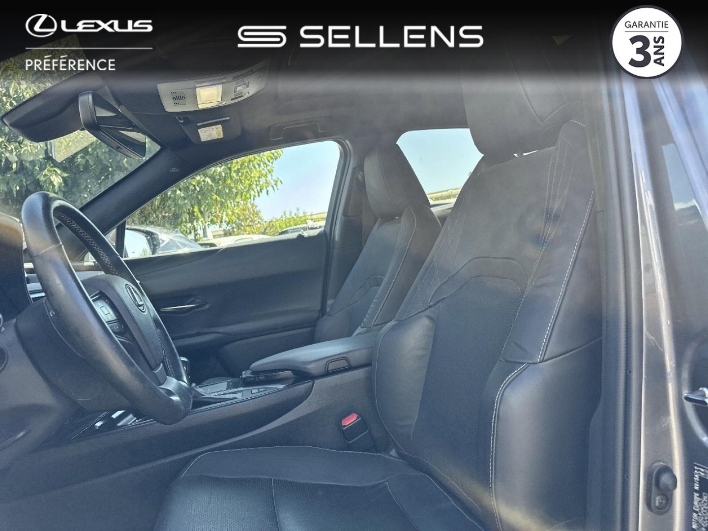 LEXUS UX 250h 4WD Luxe MY19 - photo 11