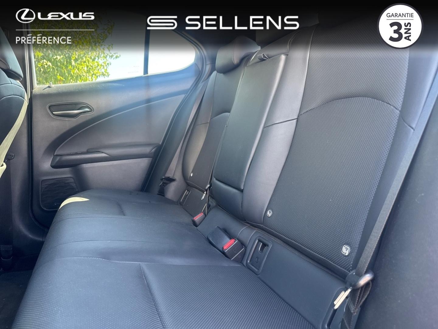 LEXUS UX 250h 4WD Luxe MY19 - photo 12