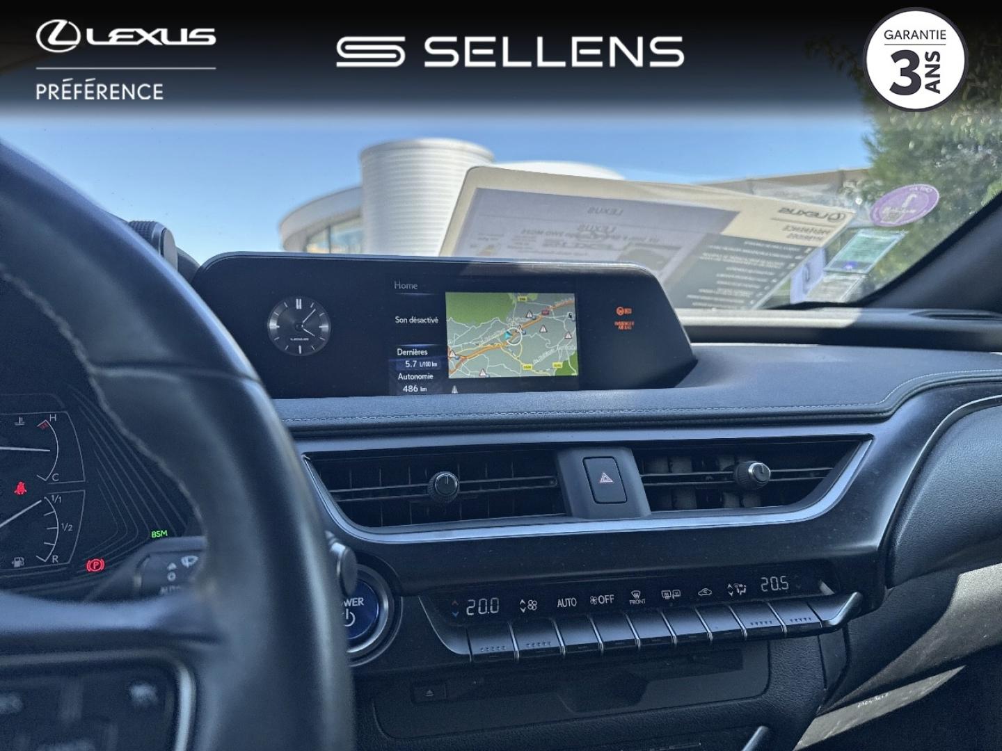 LEXUS UX 250h 4WD Luxe MY19 - photo 15